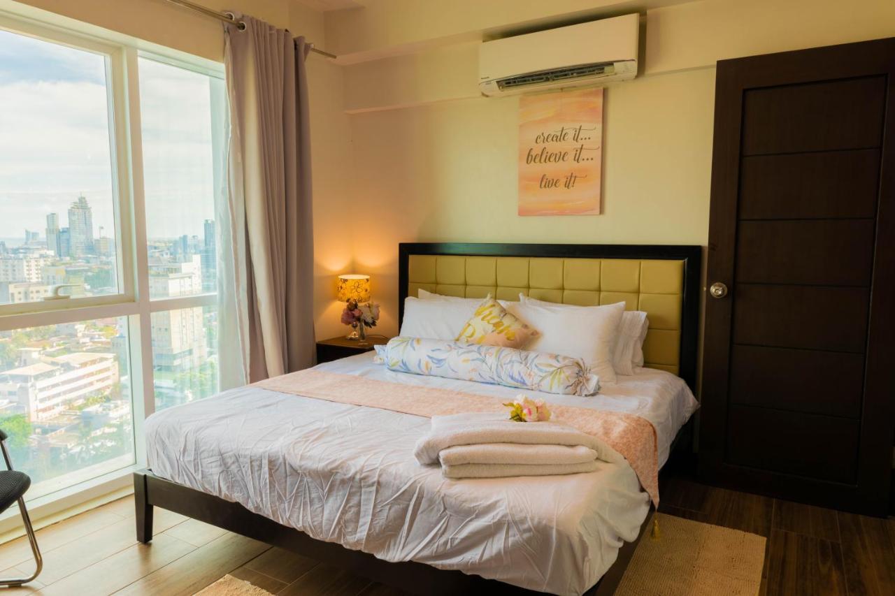 Ayala Mall 10Mins Walk Cebu City Apartment & Pool Екстер'єр фото