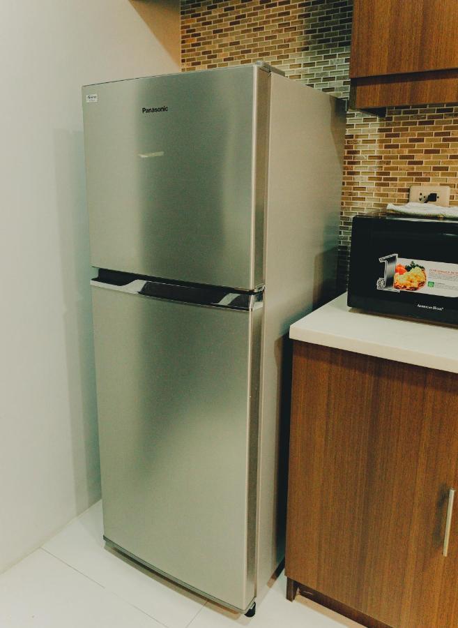Ayala Mall 10Mins Walk Cebu City Apartment & Pool Екстер'єр фото