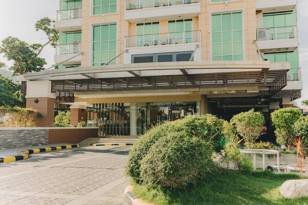 Ayala Mall 10Mins Walk Cebu City Apartment & Pool Екстер'єр фото